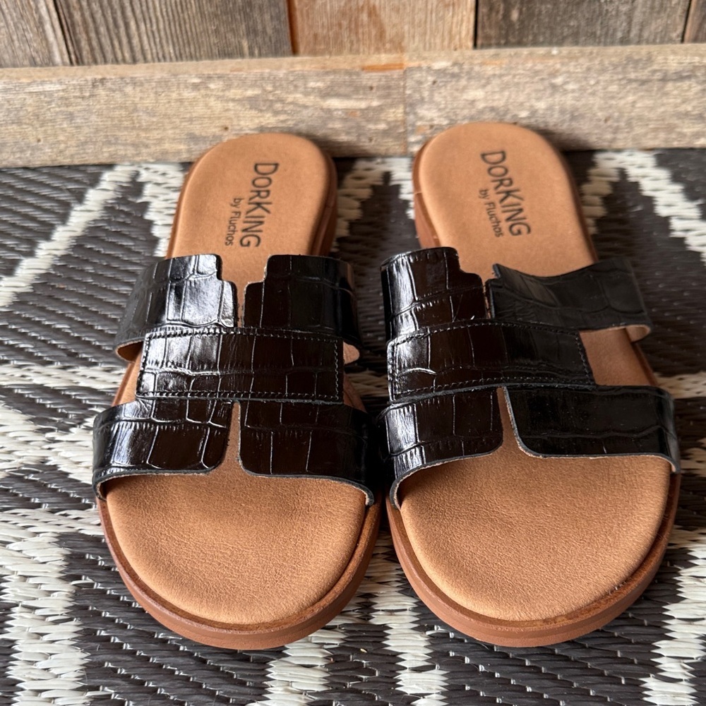 * NWOT* Dorking by Fluchos | Leather Sandals